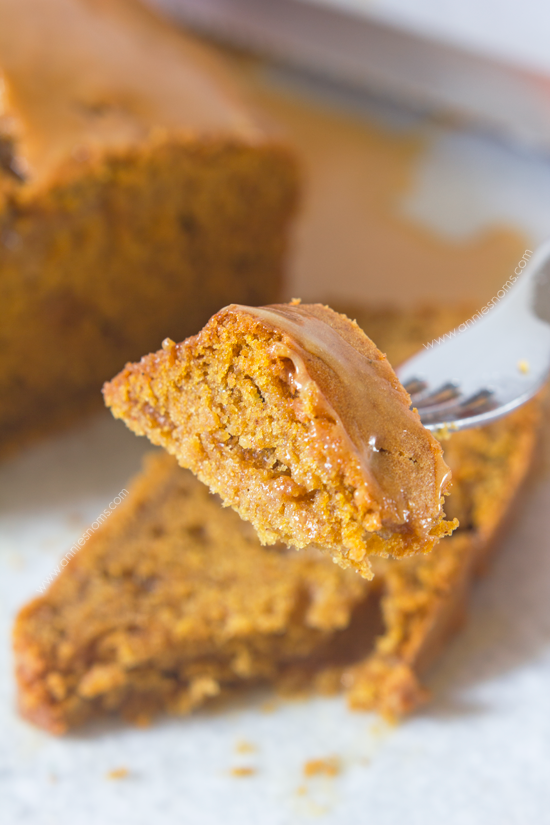 Pumpkin Bread with Salted Caramel Glaze | Annie's Noms - This Pumpkin Bread with Salted Caramel Glaze is sure to become a family favourite! Soft, tender and almost fudgy, the lightly spiced bread is perfectly complimented by the salty, sweet glaze.