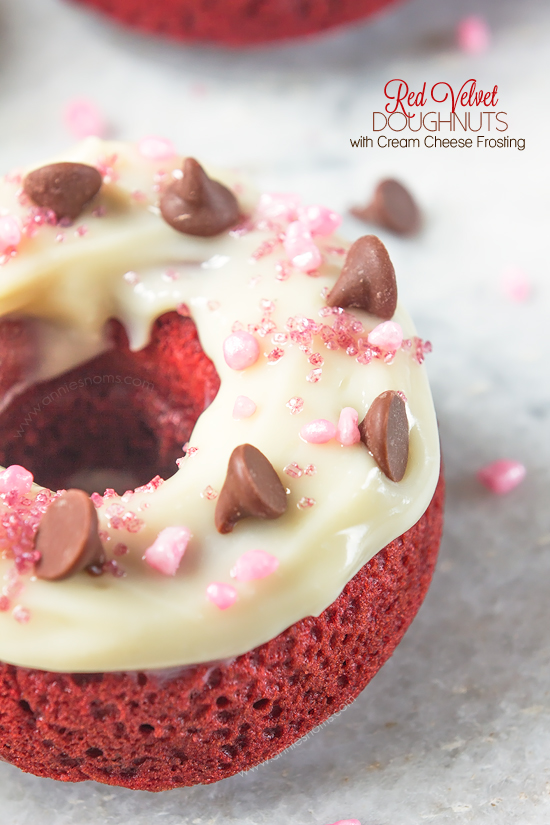 With their delicate not-quite-chocolate, not-quite-vanilla flavour and their big hit of red colour, these Red Velvet Doughnuts are an old favourite that your sweetie will love this Valentine's Day!