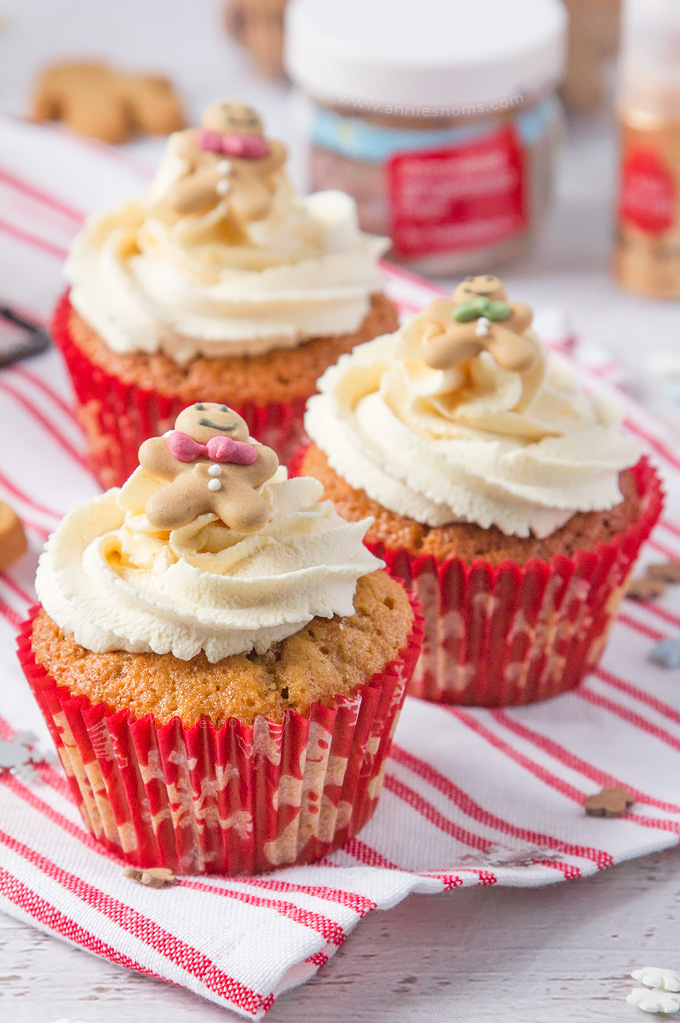 These Gingerbread Latte Cupcakes are everyone's favourite festive drink in cupcake form! #ad