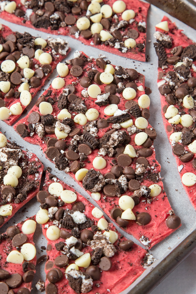 This Red Velvet Oreo Bark has two types of chocolate and a ton of crushed Oreo's, making an utterly divine, no-bake and easy to make Valentine's Day treat!