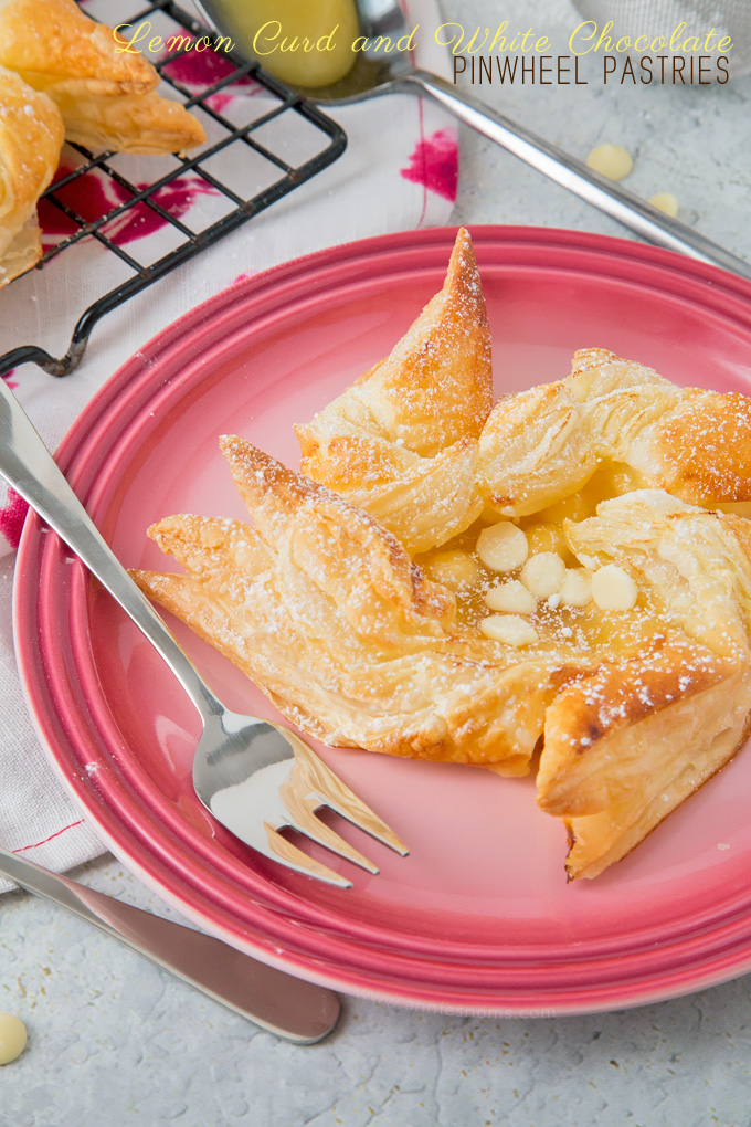 These gorgeous Lemon Curd and White Chocolate Pinwheel Pastries are ready in under 30 minutes and only require 4 ingredients! 