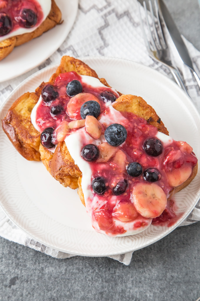 Banana Berry French Toast | Annie's Noms