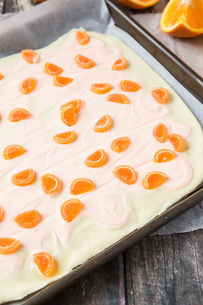 This Orange Creamsicle Bark is kid friendly and super fun to make! Creamy, chocolatey and full of orange flavour; this is one seriously delicious bark recipe!