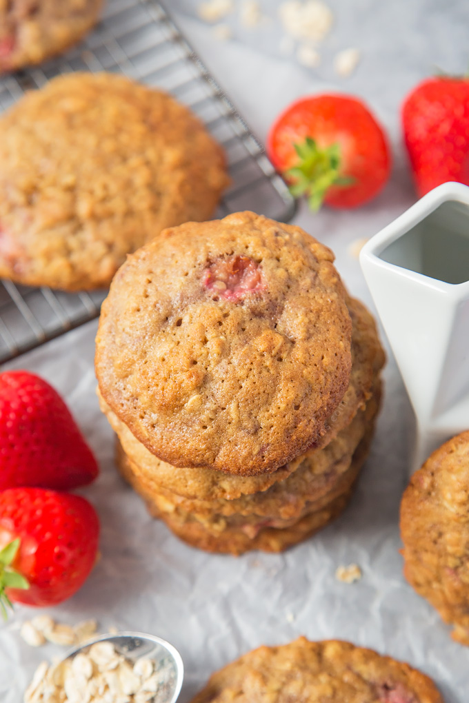 These soft and chewy Strawberry Oatmeal Cookies are jam packed with flavour and plenty of fresh strawberries! The perfect accompaniment to your afternoon coffee!