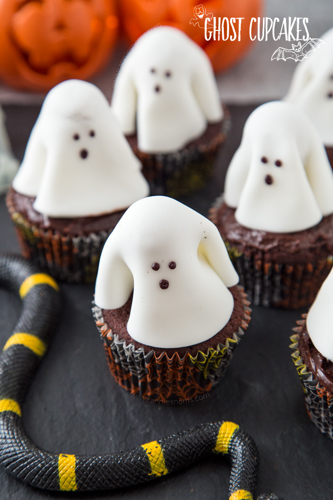 Ghost Cupcakes - Fun Halloween Recipe! - Annie's Noms