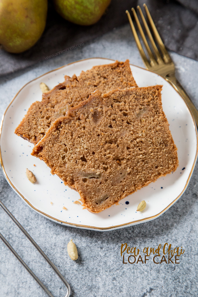 With chunks of pear, brewed Chai tea and spices; this Pear and Chai Loaf Cake is jam packed full of flavour. It’s the perfect way to enjoy your Chai tea!