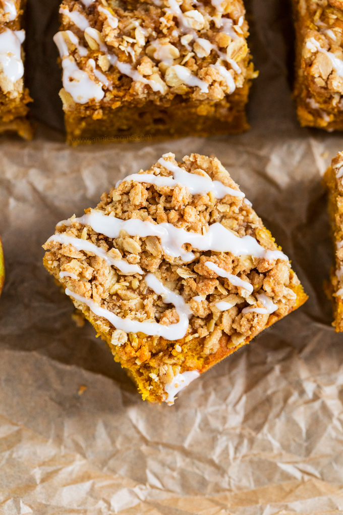This Pumpkin Apple Coffee Cake is soft, spicy and filled with chunks of tender apple. The perfect accompaniment to your afternoon coffee, that crunchy top really takes it to another level!