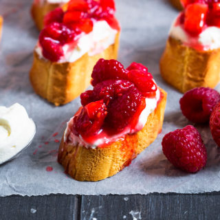 This Berry Bruschetta takes minutes to make, yet creates bite size pieces of heaven. Crisp bread, sweet cream and juicy berries are all that's required to make this nibble!