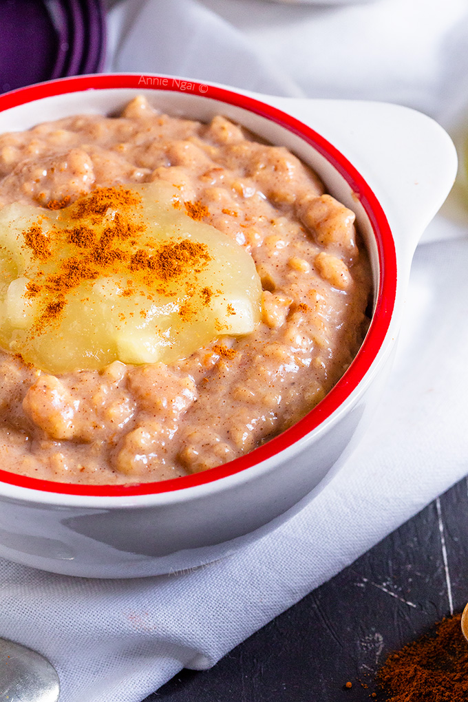 This Slow Cooker Oatmeal is one seriously delicious way to start off your day. Creamy and full of flavour, you'll keep coming back for more!