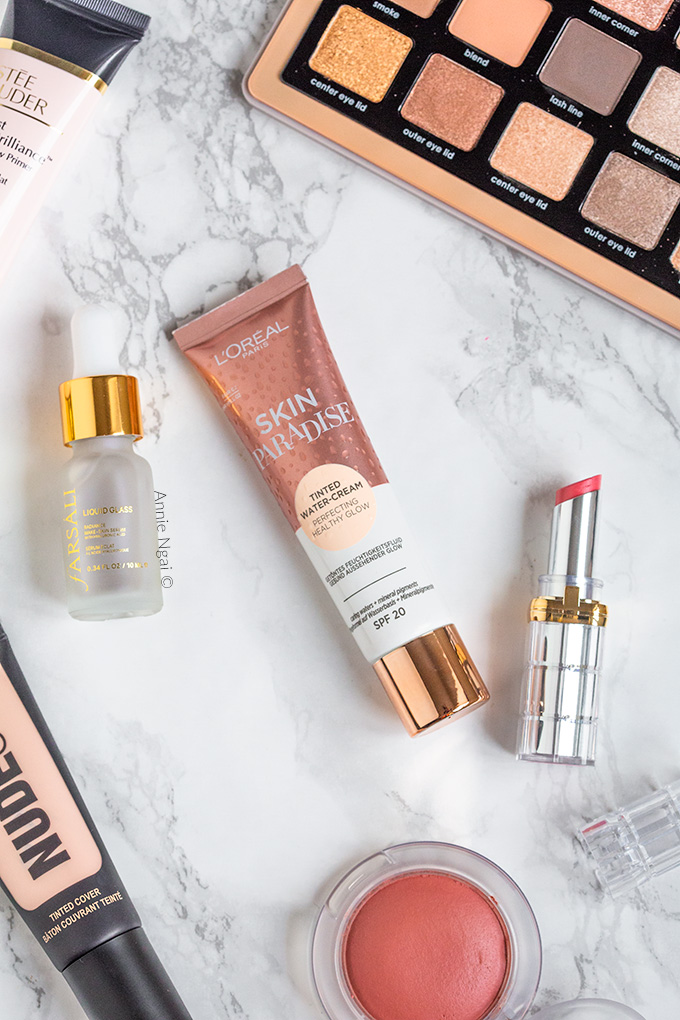 It's time to share my August/September Beauty Favourites! I was busy moving house over Summer, so didn't share my favourites back then. But these are the products I've been loving recently! #beautyfavourites #beautyfavorites #monthlyfavourites #beauty #makeup #beautyblogger #ukbeautyblog